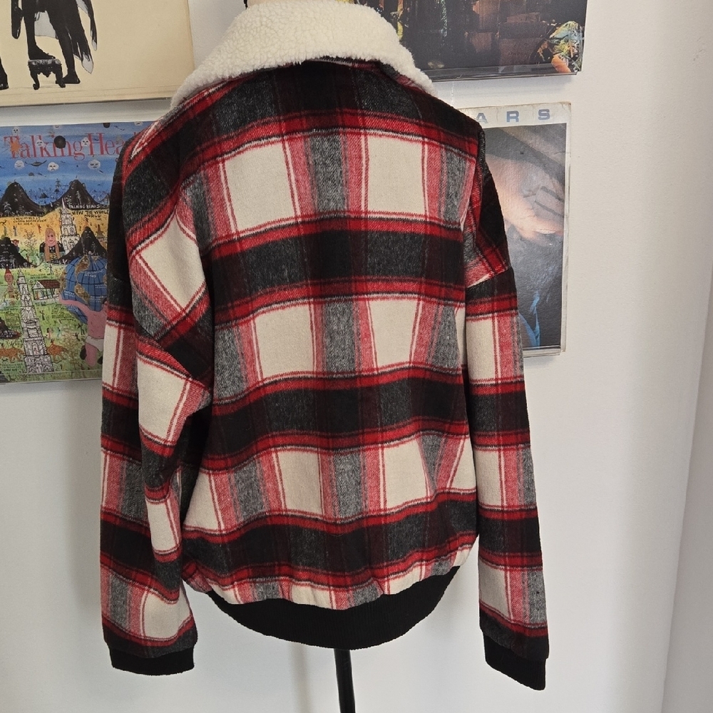 Knox Rose Red and Black Plaid Womens Jacket - Picture 2 of 4